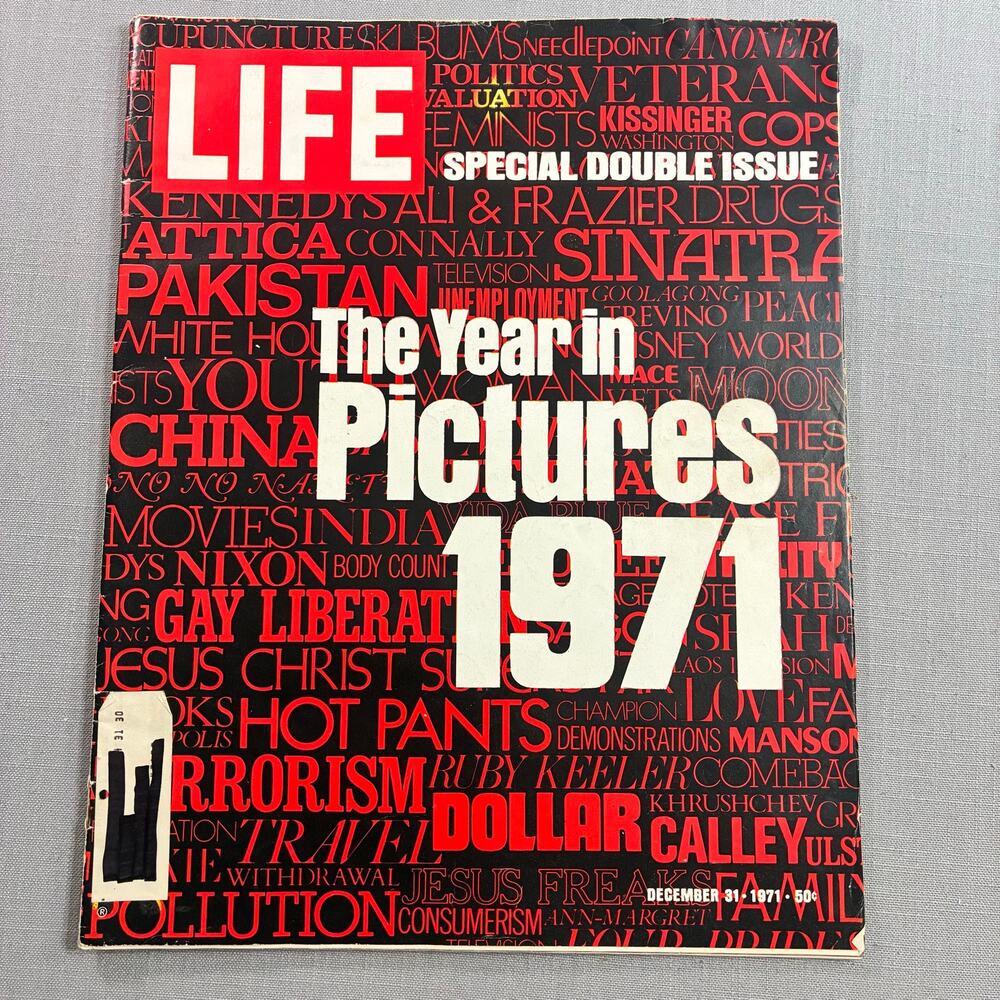 Life Magazine Dec 31 1971 Year in Pictures Special Double Issue Vintage
